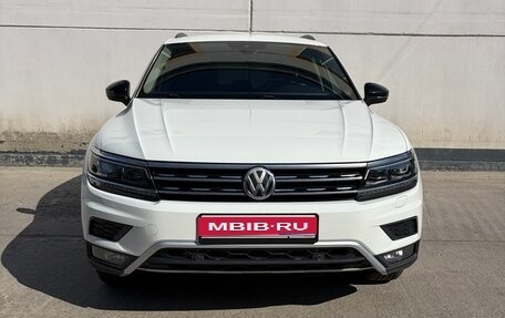 Volkswagen Tiguan II, 2019 год, 2 650 000 рублей, 1 фотография