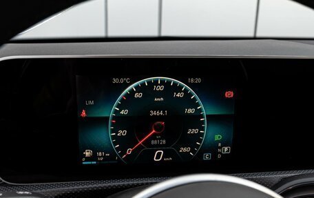 Mercedes-Benz A-Класс, 2019 год, 2 445 000 рублей, 17 фотография