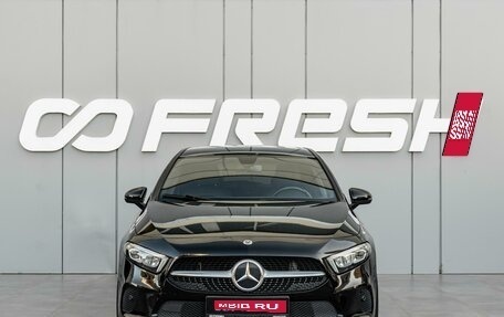 Mercedes-Benz A-Класс, 2019 год, 2 445 000 рублей, 3 фотография