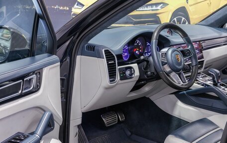 Porsche Cayenne III, 2021 год, 9 248 000 рублей, 17 фотография