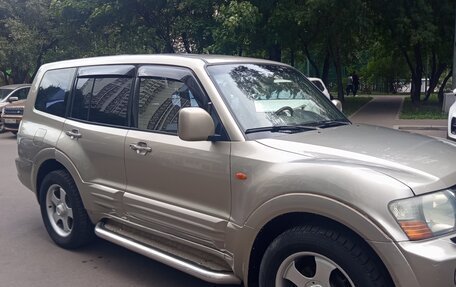 Mitsubishi Pajero III рестайлинг, 2001 год, 720 000 рублей, 3 фотография