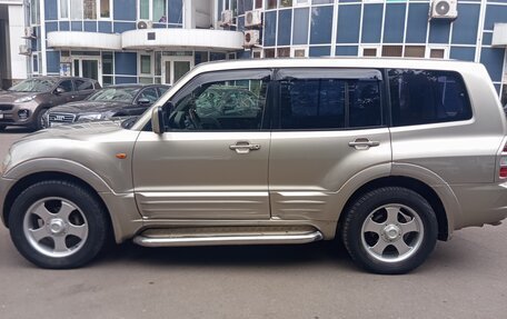 Mitsubishi Pajero III рестайлинг, 2001 год, 720 000 рублей, 17 фотография