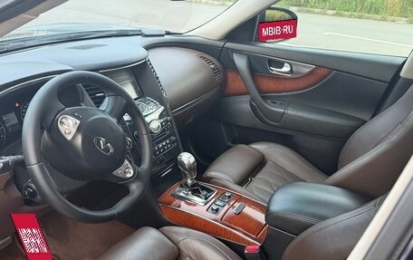 Infiniti FX II, 2010 год, 1 700 000 рублей, 6 фотография