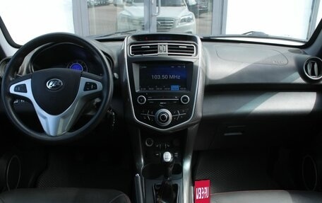 Lifan X60 I рестайлинг, 2017 год, 640 000 рублей, 16 фотография