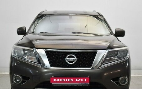 Nissan Pathfinder, 2015 год, 1 740 000 рублей, 2 фотография