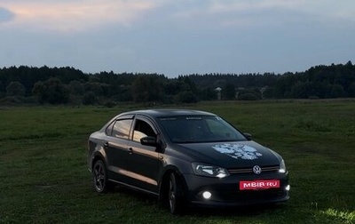 Volkswagen Polo VI (EU Market), 2013 год, 800 000 рублей, 1 фотография
