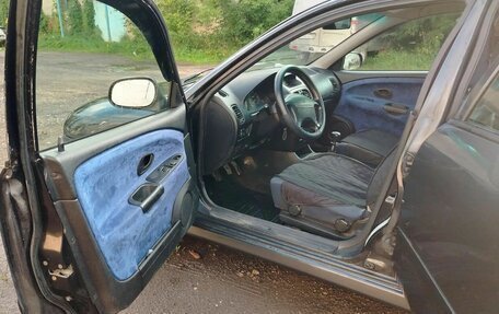 Mitsubishi Carisma I, 2002 год, 220 000 рублей, 7 фотография