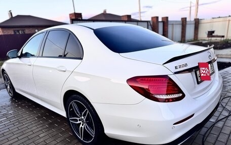 Mercedes-Benz E-Класс, 2017 год, 2 800 000 рублей, 3 фотография