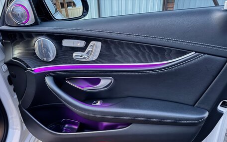 Mercedes-Benz E-Класс, 2017 год, 2 800 000 рублей, 20 фотография