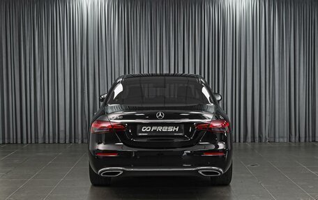 Mercedes-Benz E-Класс, 2021 год, 5 299 000 рублей, 4 фотография
