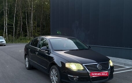 Volkswagen Passat B6, 2007 год, 525 000 рублей, 3 фотография