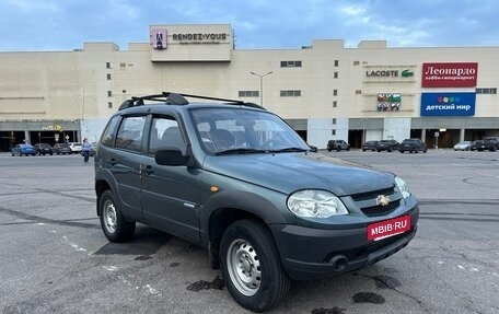 Chevrolet Niva I рестайлинг, 2009 год, 600 000 рублей, 2 фотография