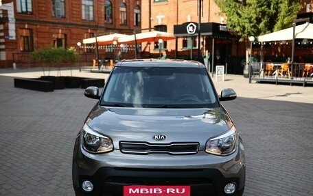 KIA Soul II рестайлинг, 2018 год, 1 350 000 рублей, 2 фотография