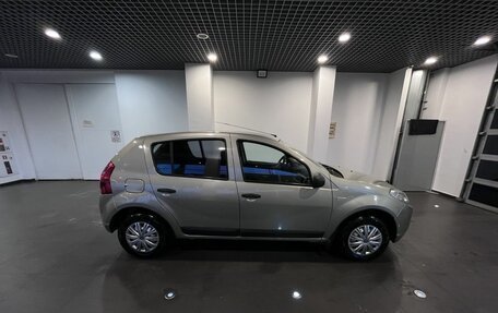 Renault Sandero I, 2012 год, 676 000 рублей, 2 фотография