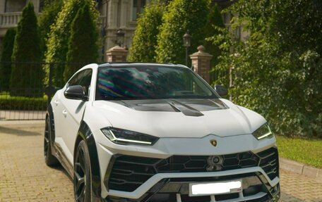 Lamborghini Urus I, 2021 год, 32 000 000 рублей, 2 фотография