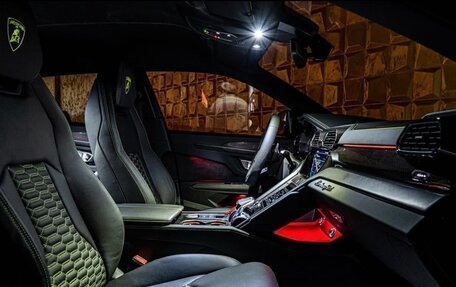 Lamborghini Urus I, 2021 год, 32 000 000 рублей, 36 фотография