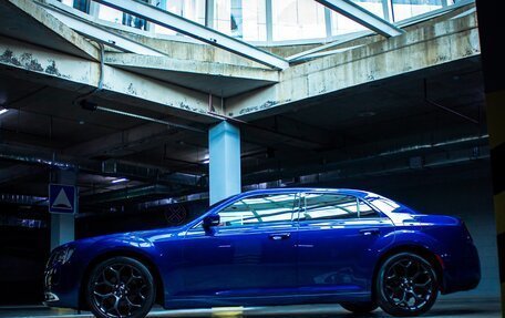 Chrysler 300C II, 2019 год, 2 350 000 рублей, 5 фотография