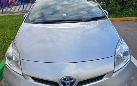 Toyota Prius, 2014 год, 1 300 000 рублей, 3 фотография