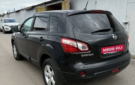 Nissan Qashqai, 2011 год, 800 000 рублей, 2 фотография