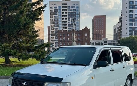 Toyota Probox I, 2002 год, 580 000 рублей, 1 фотография