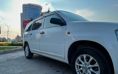 Toyota Probox I, 2002 год, 580 000 рублей, 6 фотография