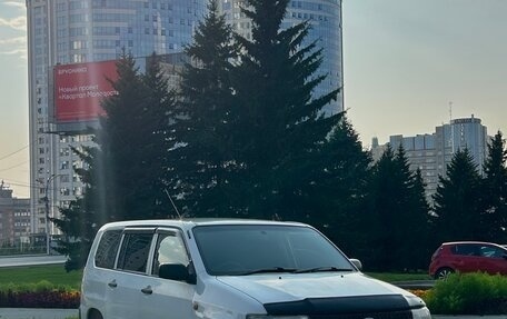 Toyota Probox I, 2002 год, 580 000 рублей, 5 фотография