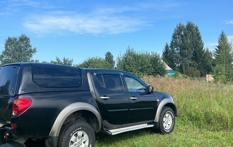 Mitsubishi L200 IV рестайлинг, 2010 год, 1 100 000 рублей, 7 фотография