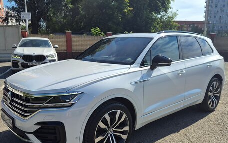 Volkswagen Touareg III, 2018 год, 5 100 000 рублей, 3 фотография