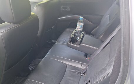 Mitsubishi Outlander III рестайлинг 3, 2011 год, 1 250 000 рублей, 20 фотография