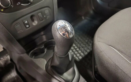 Renault Sandero II рестайлинг, 2019 год, 969 020 рублей, 14 фотография
