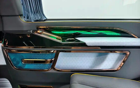 Mercedes-Benz V-Класс, 2024 год, 12 000 888 рублей, 16 фотография