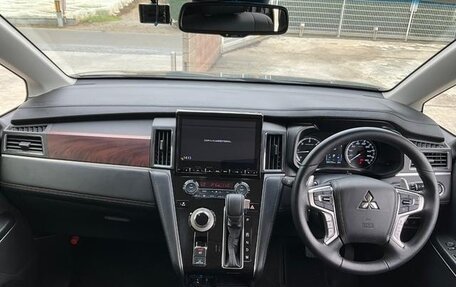 Mitsubishi Delica D:5 I, 2022 год, 2 431 008 рублей, 14 фотография
