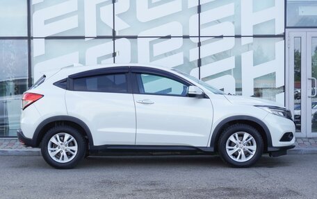 Honda Vezel, 2020 год, 2 070 000 рублей, 5 фотография