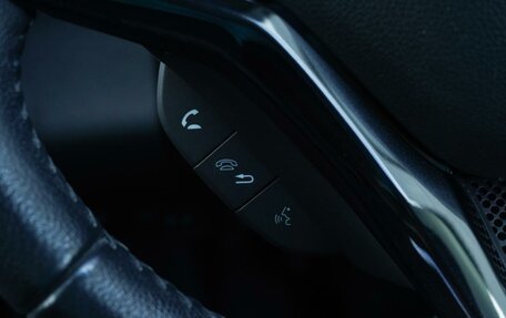 Honda Vezel, 2020 год, 2 070 000 рублей, 22 фотография