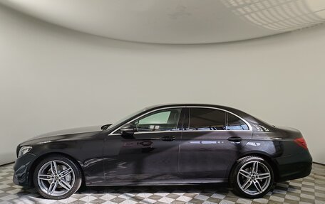 Mercedes-Benz E-Класс, 2018 год, 3 049 000 рублей, 8 фотография