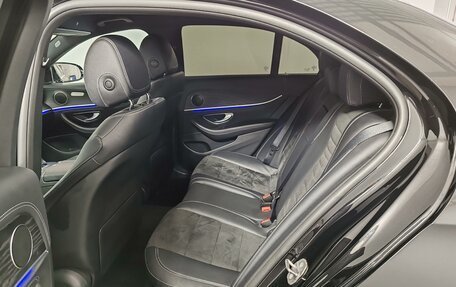 Mercedes-Benz E-Класс, 2018 год, 3 049 000 рублей, 12 фотография