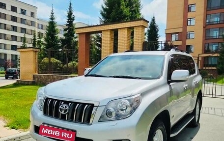 Toyota Land Cruiser Prado 150 рестайлинг 2, 2011 год, 2 990 000 рублей, 1 фотография