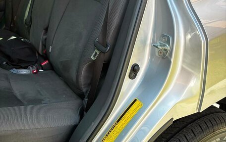 Toyota Land Cruiser Prado 150 рестайлинг 2, 2011 год, 2 990 000 рублей, 19 фотография