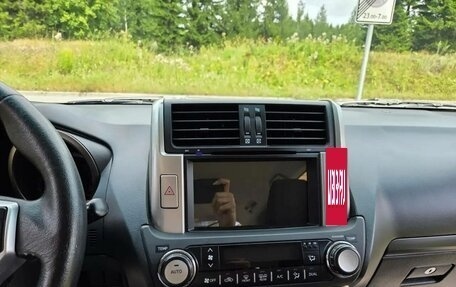 Toyota Land Cruiser Prado 150 рестайлинг 2, 2011 год, 2 990 000 рублей, 18 фотография