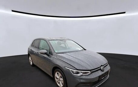 Volkswagen Golf VIII, 2023 год, 1 992 000 рублей, 3 фотография