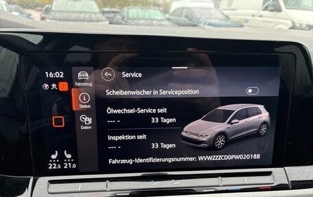 Volkswagen Golf VIII, 2023 год, 1 992 000 рублей, 11 фотография