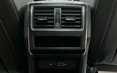Skoda Superb III рестайлинг, 2023 год, 2 420 000 рублей, 15 фотография