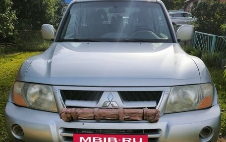 Mitsubishi Pajero III рестайлинг, 2005 год, 950 000 рублей, 4 фотография