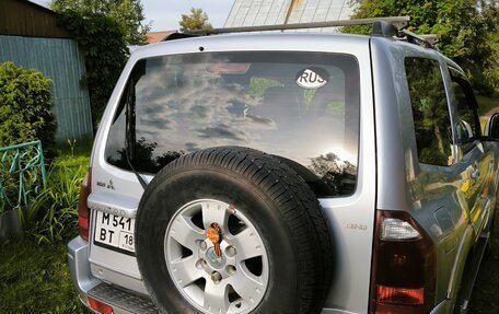 Mitsubishi Pajero III рестайлинг, 2005 год, 950 000 рублей, 6 фотография