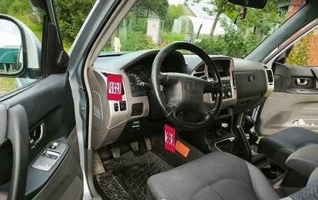 Mitsubishi Pajero III рестайлинг, 2005 год, 950 000 рублей, 16 фотография
