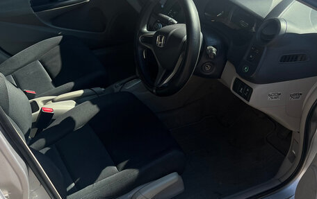 Honda Insight II рестайлинг, 2009 год, 780 000 рублей, 6 фотография
