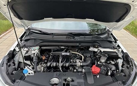 Honda Vezel, 2023 год, 1 600 000 рублей, 10 фотография