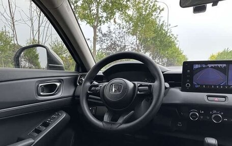 Honda Vezel, 2023 год, 1 600 000 рублей, 14 фотография