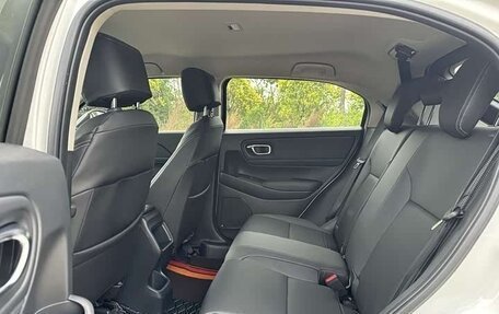 Honda Vezel, 2023 год, 1 600 000 рублей, 21 фотография