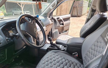 Toyota Land Cruiser Prado 150 рестайлинг 2, 2017 год, 4 750 000 рублей, 8 фотография